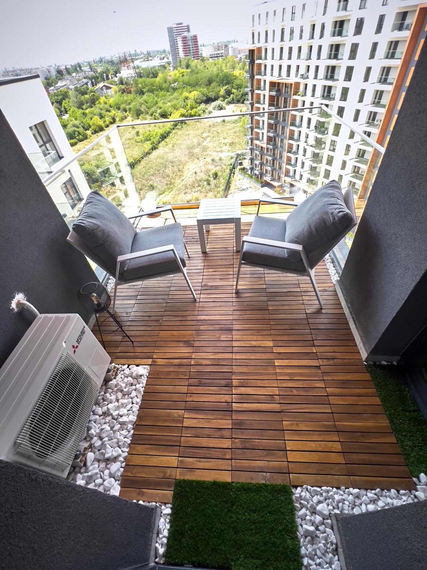 Silver Apartment Bucharest